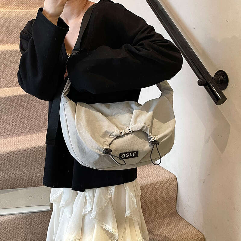 Korean Style Crossbody For Women, Large Capacity Commuter Casual Sports Dumpling Bag, College Student Shoulder Puffy Bag
