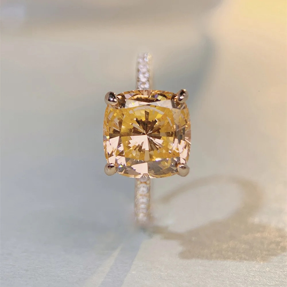 ELSIEUNEE 925 Sterling Silver 4CT Orange High Carbon Diamond Gemstone Rings for Women Rose Gold Plated Party Fine Jewelry 250610