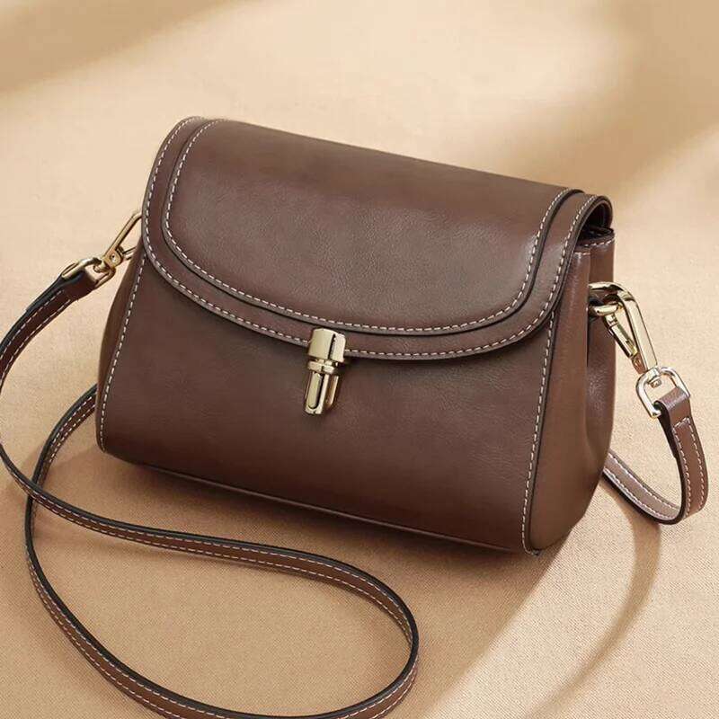 Fashion 2025 New Women's Crossbody Armpit Leather Light Shoulder Versatile Small Bag 2025/06/10