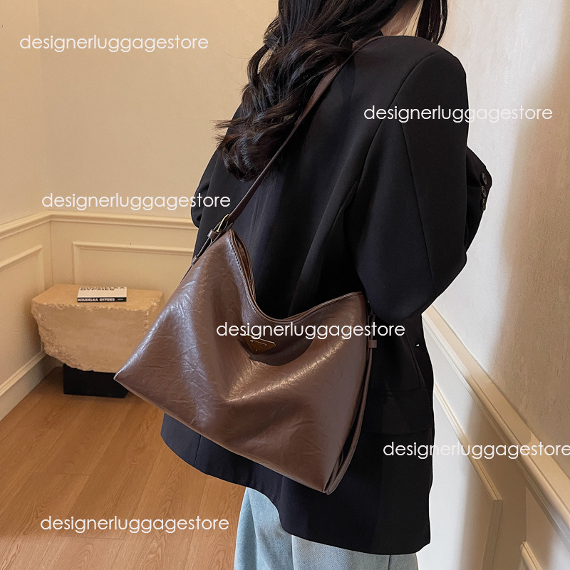 designer Large Capacity Tote Bag for Women 2025 New Fashion Versatile Crossbody Bag High-end Commuter Shoulder Underarm Bag