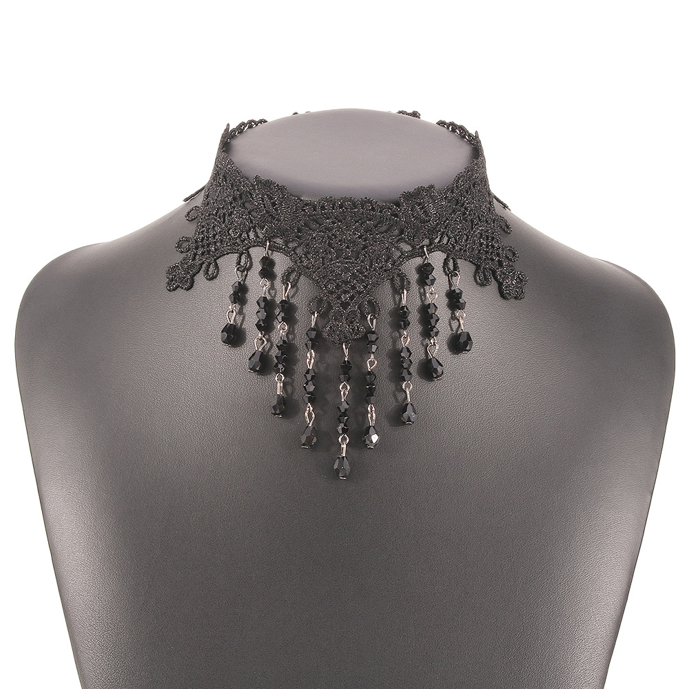 Vintage Lace Choker Necklace with Faux Crystal Tassels Sexy European American Style Minimalist Neck Jewelry for Women