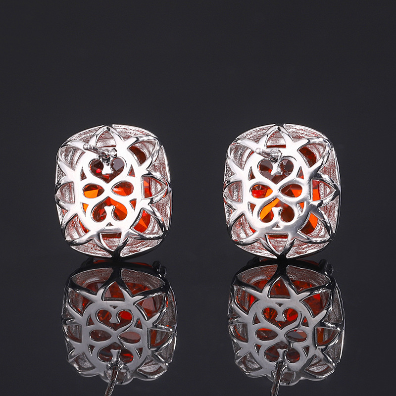 Chic Ladies' Jewelry: Artisan Crafted S925 Ear Cuff Adornments Featuring Exquisite Gems