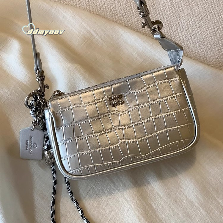 Nanfeng Chio2nd Bread Puppy Clear Sky Whisper Underarm for Women 2025 Super Popular Single Shoulder Crossbody Small Bag ddmynov