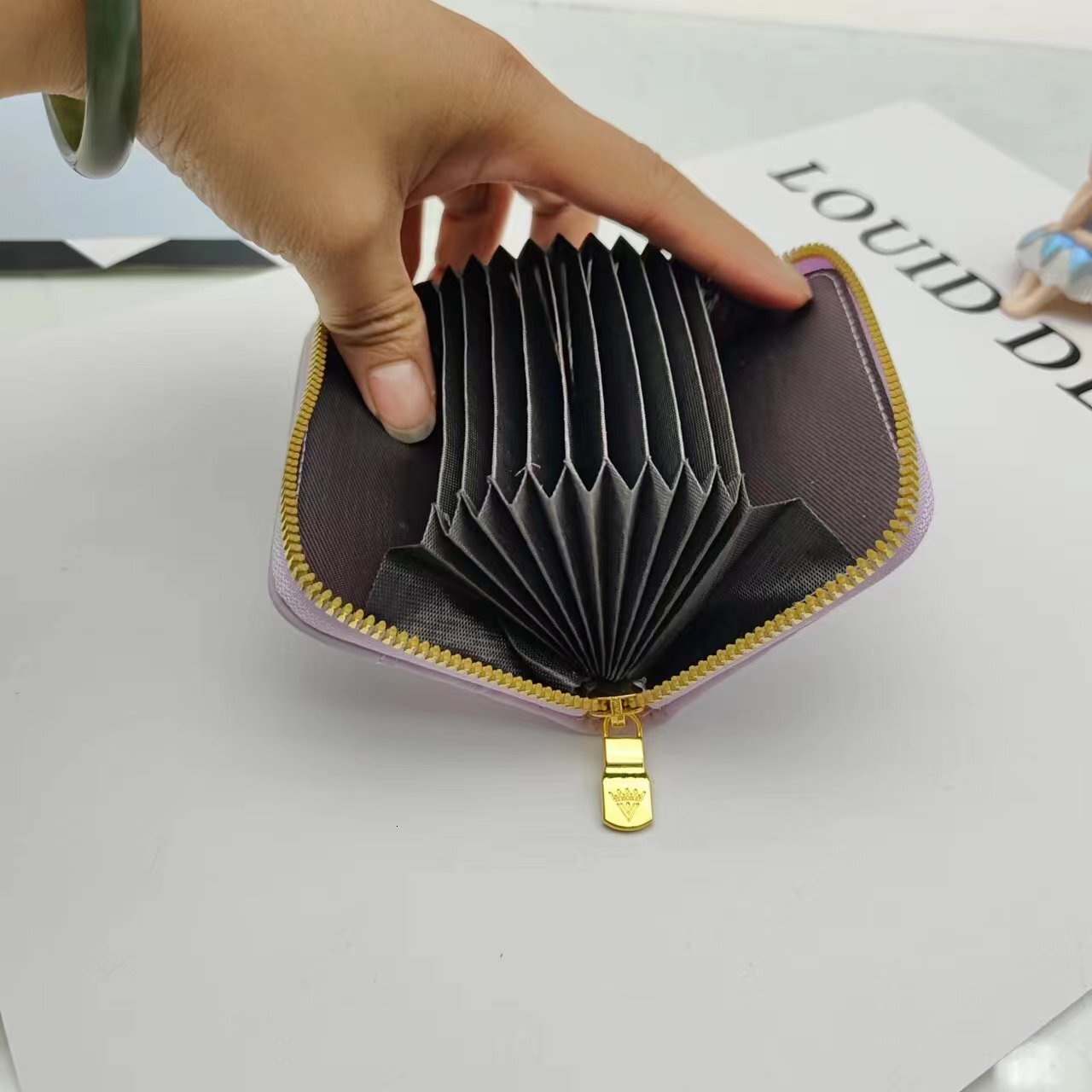 Free Shipping 2025 New Designer Bag Exquisite High-end Multi Card Slot Card Bag Short Compact Coin Bag Trendy High-quality Women's Wallet