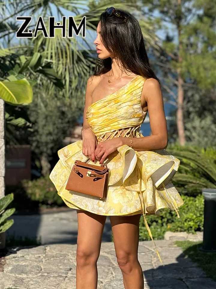 Sexy One Shoulder Print Short Dress Women Hollow Out Ruffle Hem A-line Floral Dresses 2025 Spring Lady Party Robes New XJ250610
