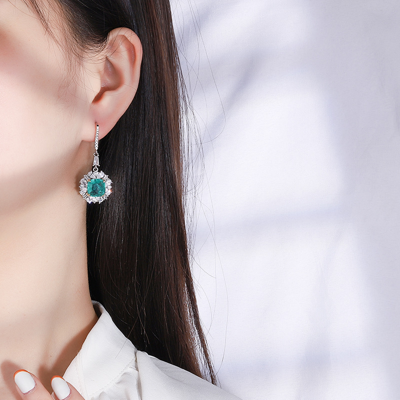 Sophisticated Women's Fashion Accessory: S925 Pure Silver Teardrop Shaped Briolette Style Ear Cuff Set Showcasing Lustrous Aquamarine Hued Man-Ma