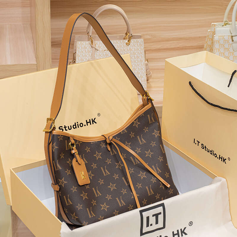 Hong Kong Genuine Leather Tote for Women 2025 New Trendy Fashion Versatile Capacity Commuter Shoulder Underarm Large Bag