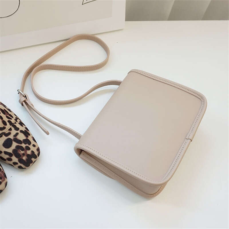 Korean INS Super Popular Small Square for Women 2020 Internet Celebrity Simple Girl Mori Style Single Shoulder Crossbody Bag Trend