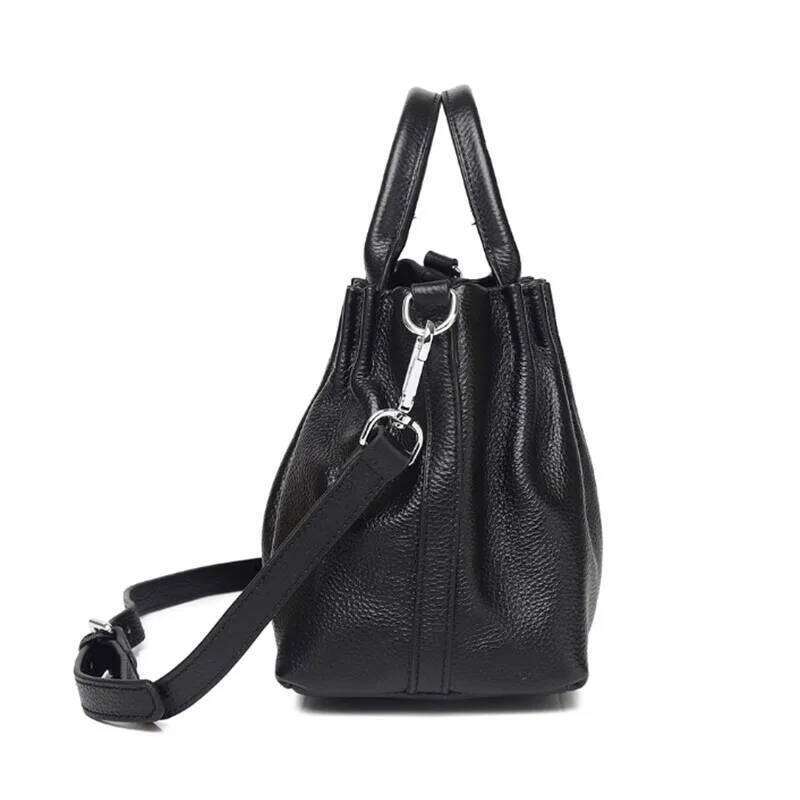 New Genuine Leather Women's Handbag, Pleated Fashionable Commuting Shoulder Bag, Crossbody Bag 2025/06/10