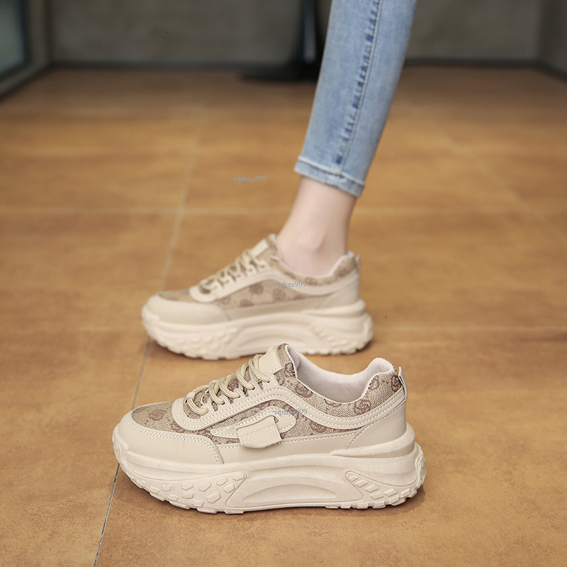 Vintage Dad Outdoor Running Sneakers For Women 2025 New Floral Designer Shoes Embroidery Lightweight Casual Shoes Hot Thick-soled Casual Soft-soled Sp