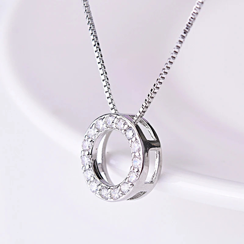 Fashion 925 Sterling Silver Jewelry Round Zircon Pendants Necklace Fine Semi Rhinestone Circle Clavicle Chain Choker 250609