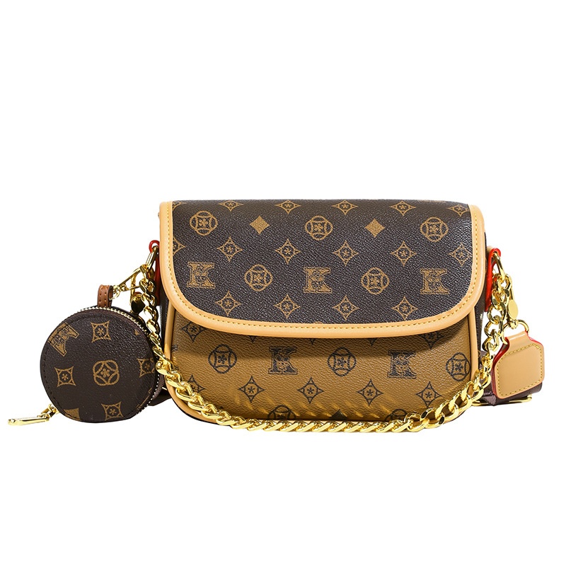 Free Shipping 2025 Designer Women's Luxury Fashion Saddle Bag, Single Shoulder Chain, Color Contrasting Diagonal Cross Bag brown khaki
