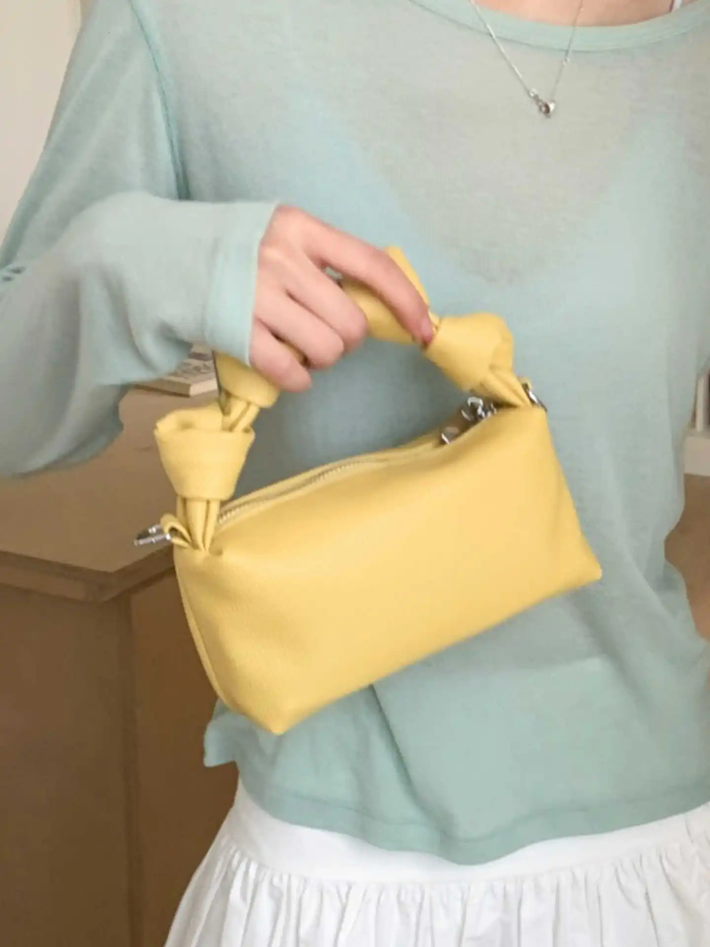 y ner Green Womens Handbags Summer Versatile Temperament Commute Crossbody Bags Fashion Niche Pillow Bags 250605