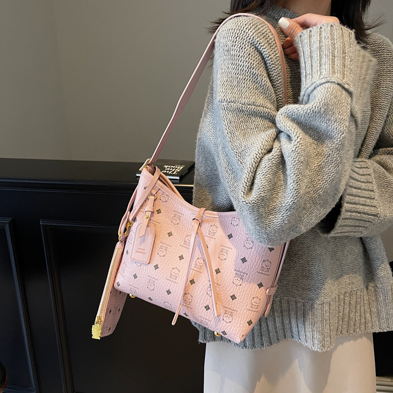 Free shipping designer Shoulder totes Bags For womans ladies flap bear printing lady square handbag pink women crossbody Underarm tote bag