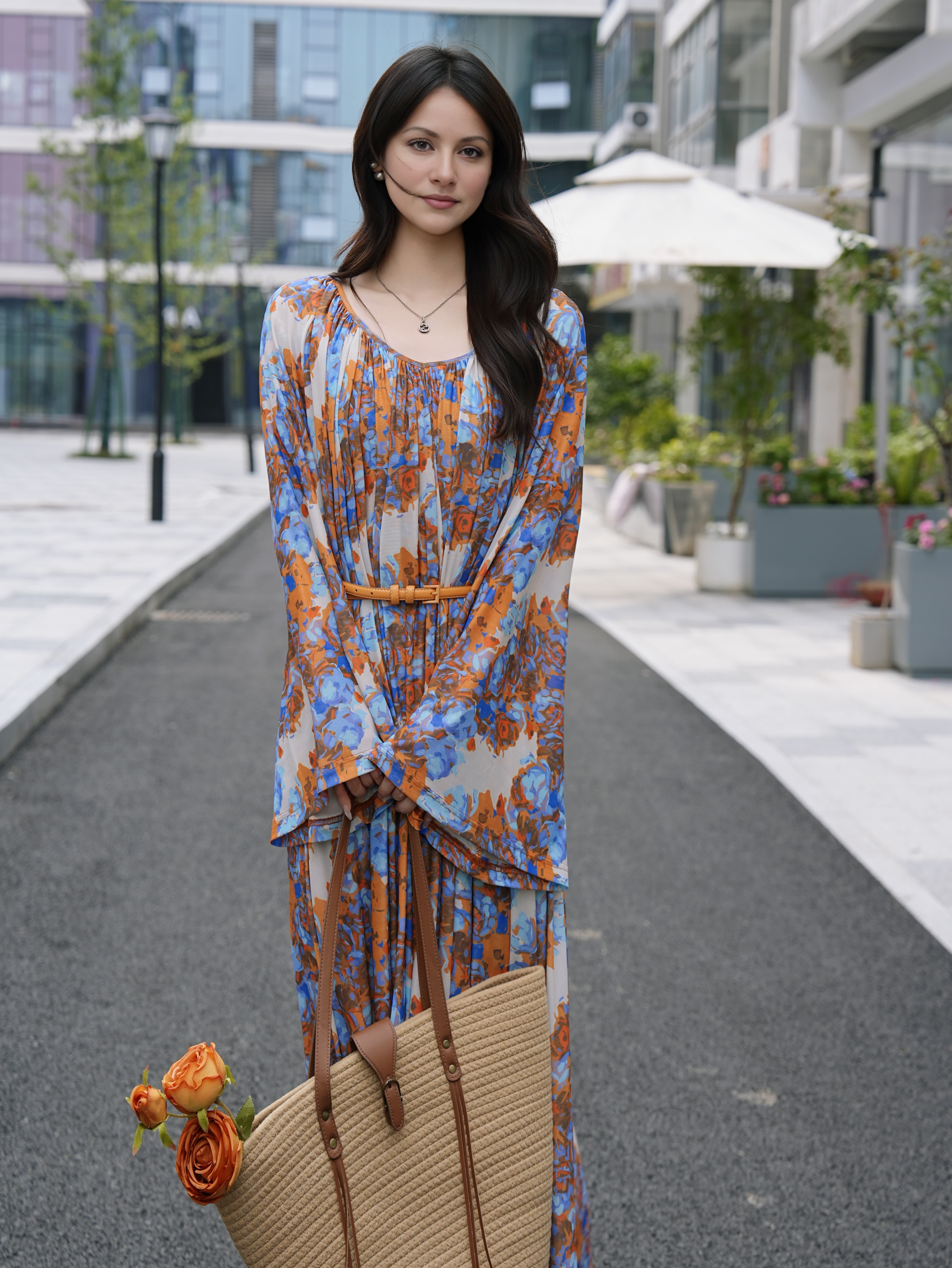 HZHJ's new original designer style orange blue floral dress appears white and thin, high-end, light luxury and western-style