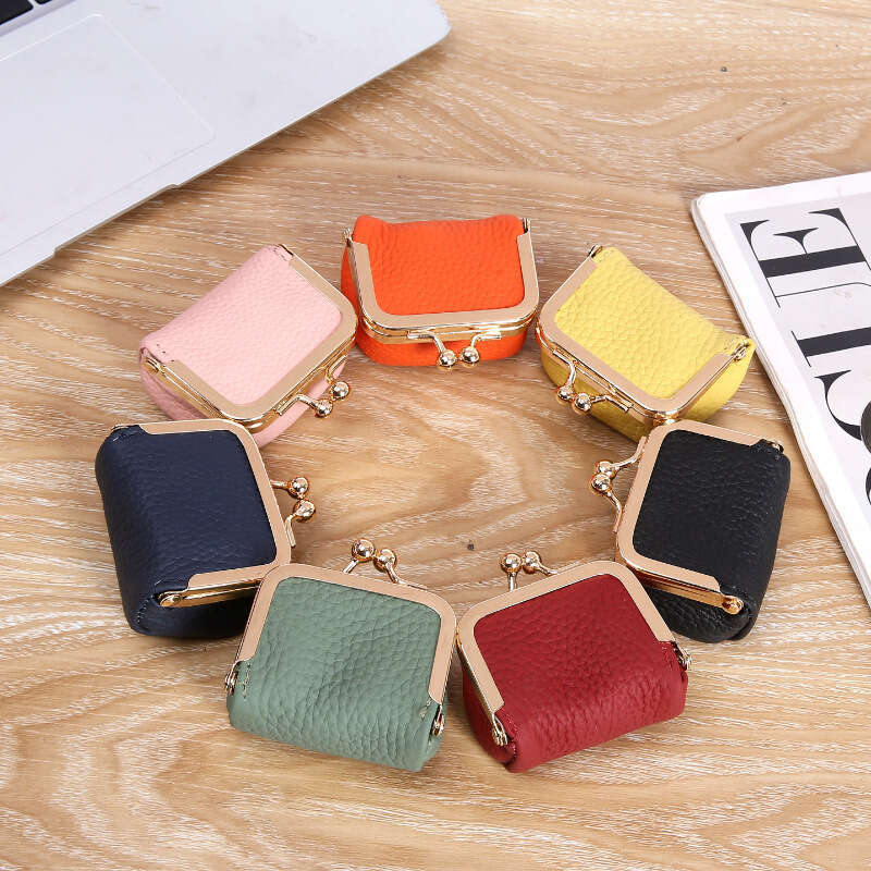 2025 New Genuine Leather Compact Jewelry Mini Ring Necklace Earrings Clasp Bag Simple Storage Coin Purse