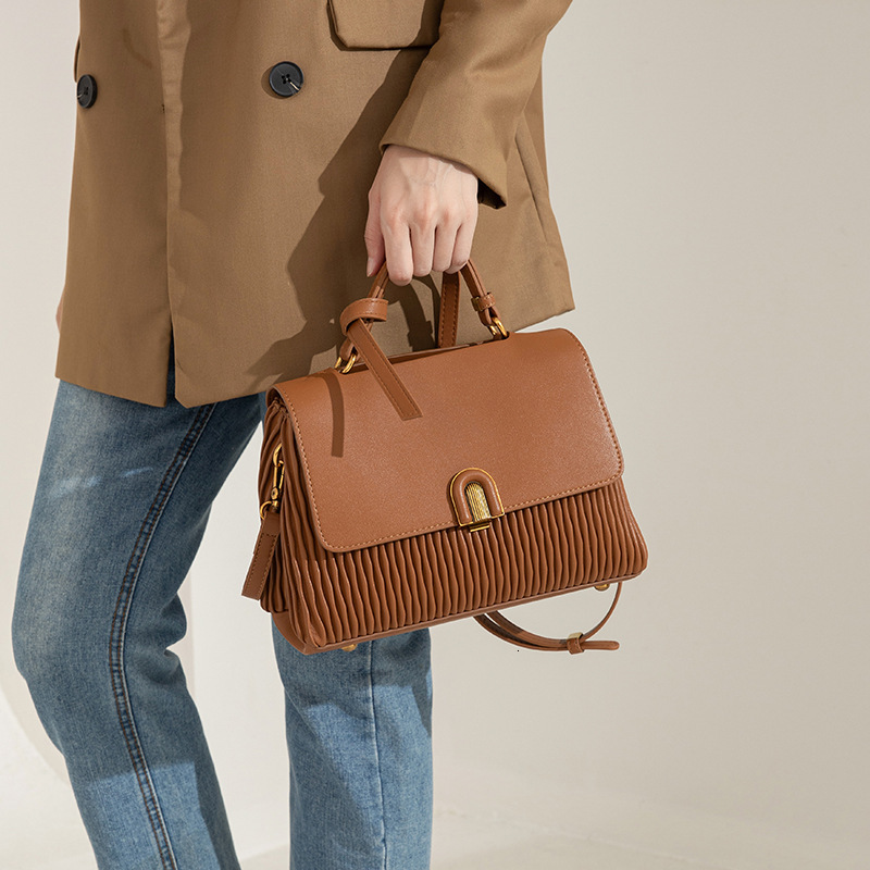 New Single Shoulder Women, Fashionable Pleated Large Capacity Handbag, Elegant Soft Leather Commuter Crossbody Bag for Women