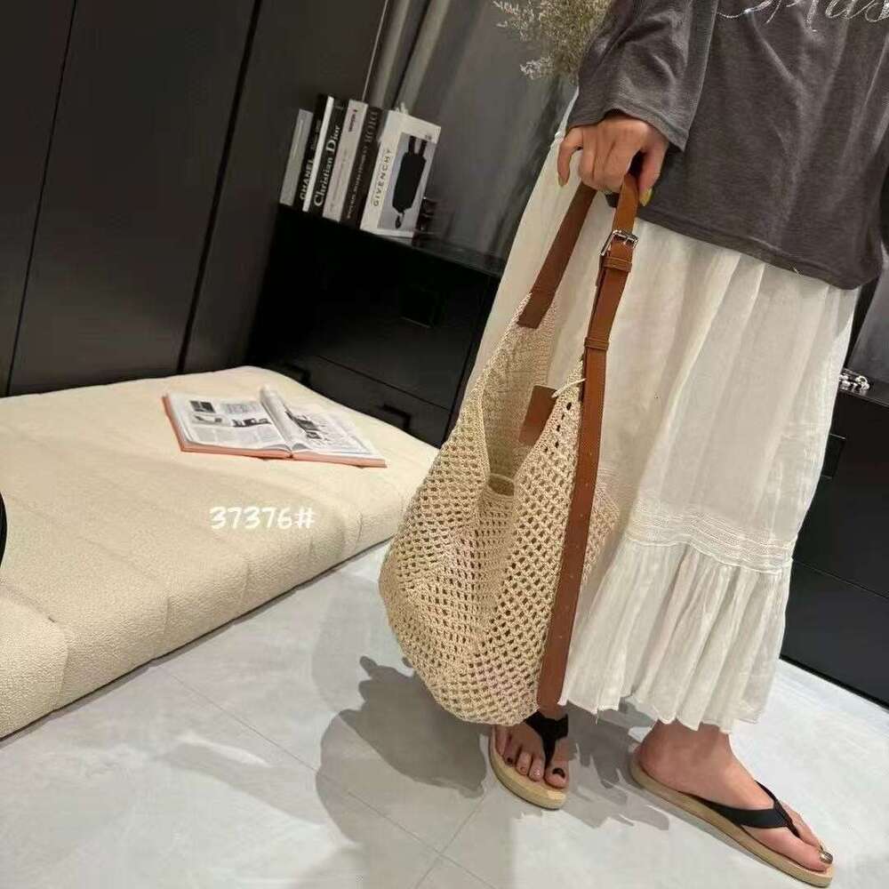 2025 Summer New Handmade Straw Woven for Women Genuine Leather Vacation Beach Tote Fashion Shoulder Crossbody Bag