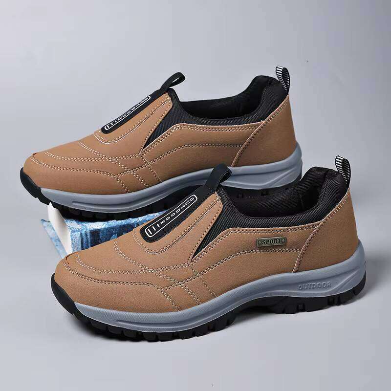 Factory Direct Sales Light Weight Anti Loafers Plus Size slip on Men Casual Comfortable Walking Shoes