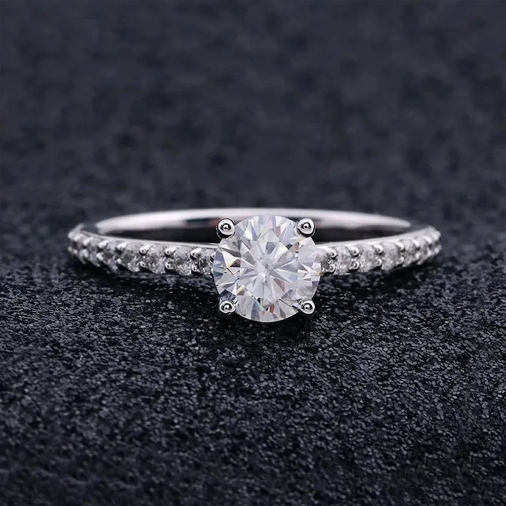 1-5CT Round Cut Engagement Ring for Women 925 Sterling Silver Classic 4 Prong Diamond Solitaire Rings Wedding Jewelry 250610