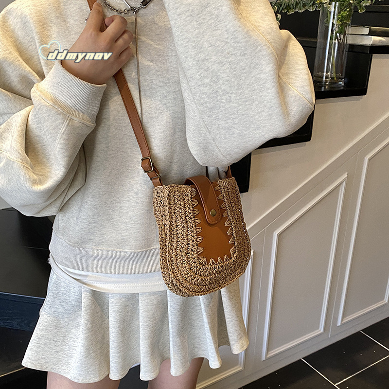 2025 New Summer Straw Small Stylish Versatile Crossbody Fashionable Woven Shoulder Bag ddmynov