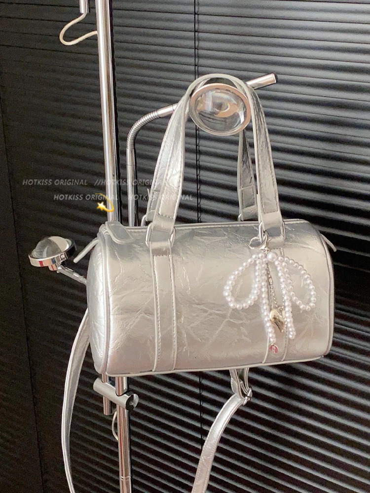 Summer OneShoulder Basg Simple Casual Crossbody Bag Silver Handheld Pillow Bag 250605