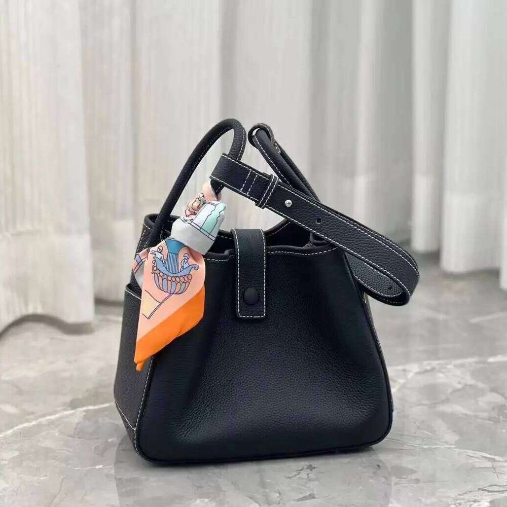 Fashion Large Capacity Leather Bucket For Women Design High Quality Cowhide Handbags High-End Elegant Lady Dinner Bag
