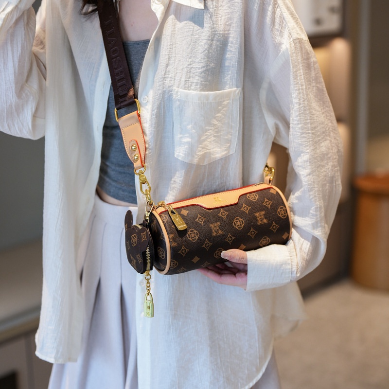 Free Shipping 2025 Designer Women's Luxury New Retro Single Shoulder Fashion Crossbody Bag Premium Women's Bag