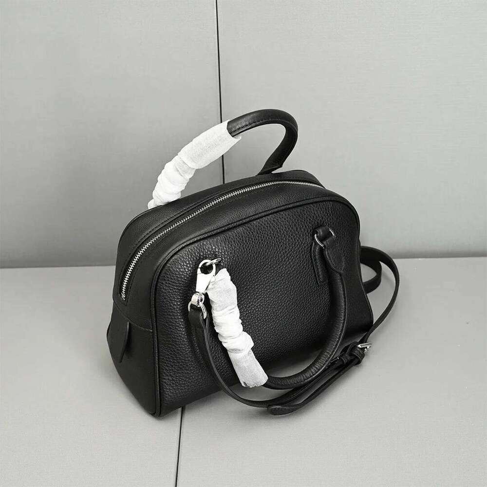 26Cm Genuine Leather Handbag With Top Layer Cowhide New Women Shoulder Crossbody Bag Versatile Commuting Soft Texture