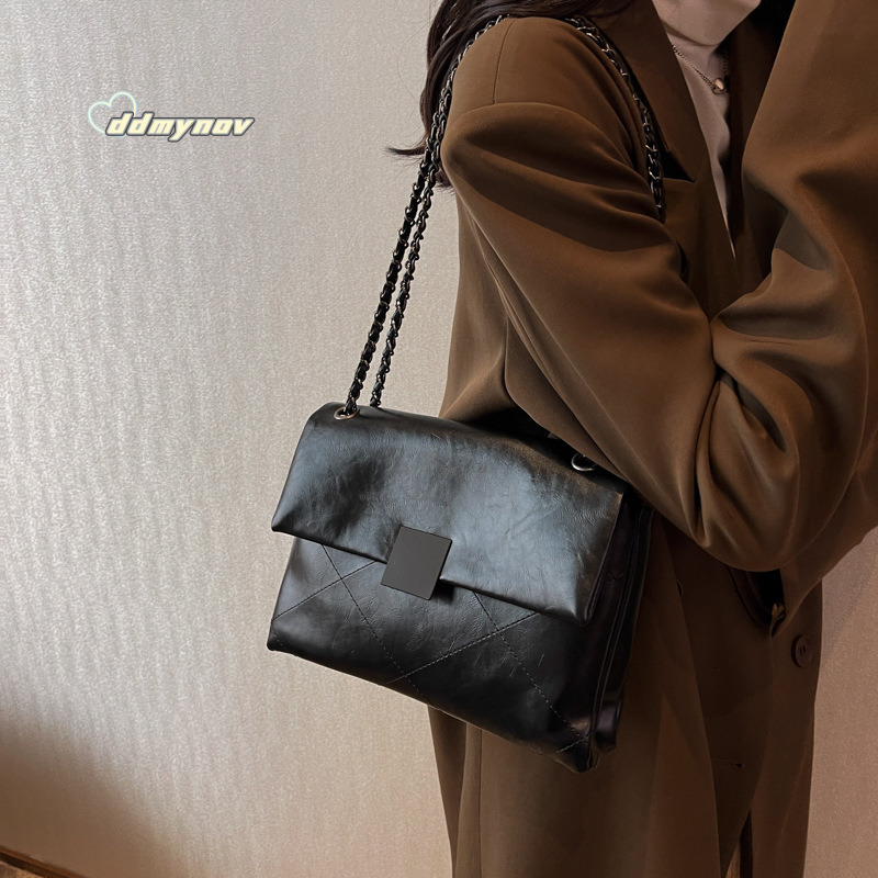 High-Quality Textured Chain for Women 2025 New Commuter Shoulder Underarm Trendy Fashion Versatile Crossbody Small Square Bag ddmynov