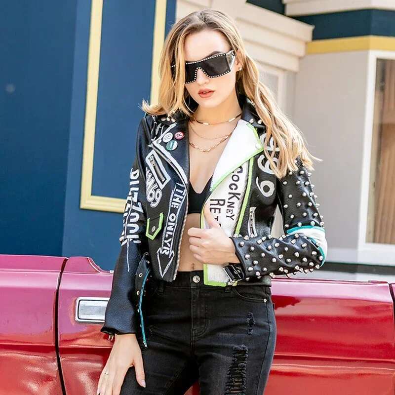 Streetwear Punk Studded Slim Cropped For Women 2025 New Contrast Graffiti Print Faux Leather Motorcycle Jacket