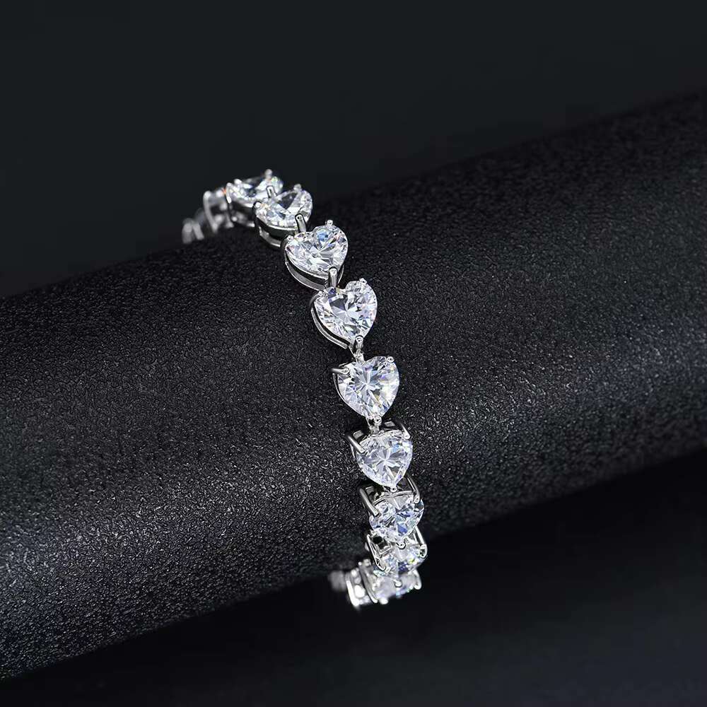 S925 Sterling Silver Moissanite for Heart Bracelet Minimalist Stylish Light Luxury Trend Bangles Bracelets