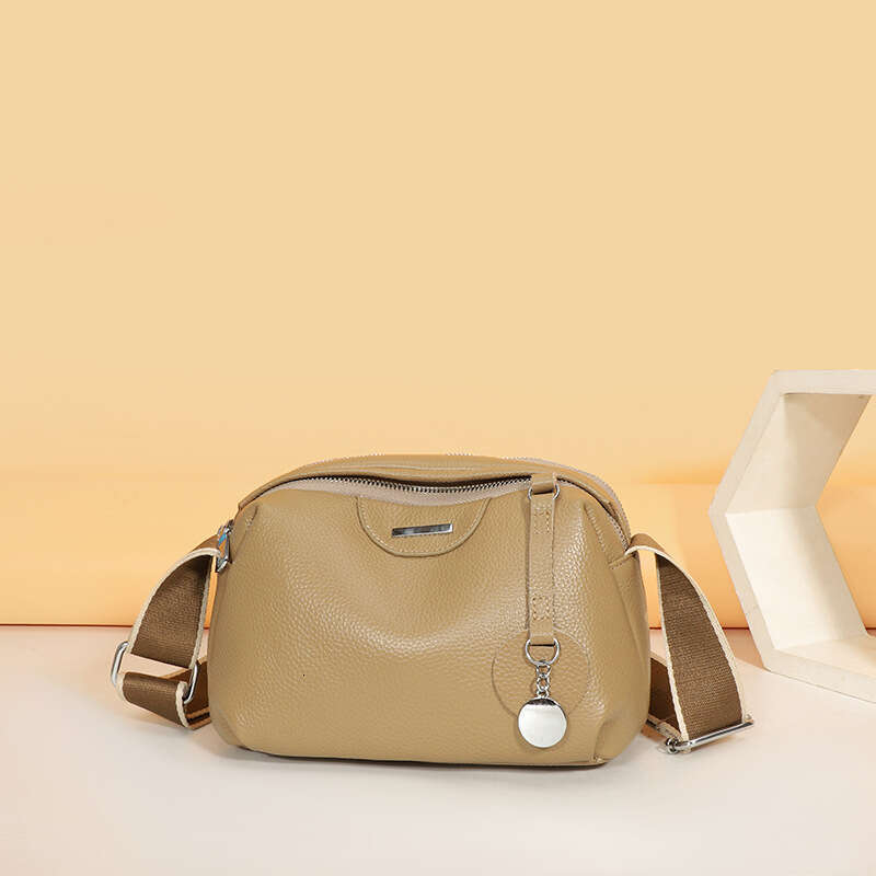 Top Layer Cowhide Soft Leather 2024 Fashion Small New Versatile Crossbody Women's Light Luxury Single Shoulder French Style Bag GUHUISHU
