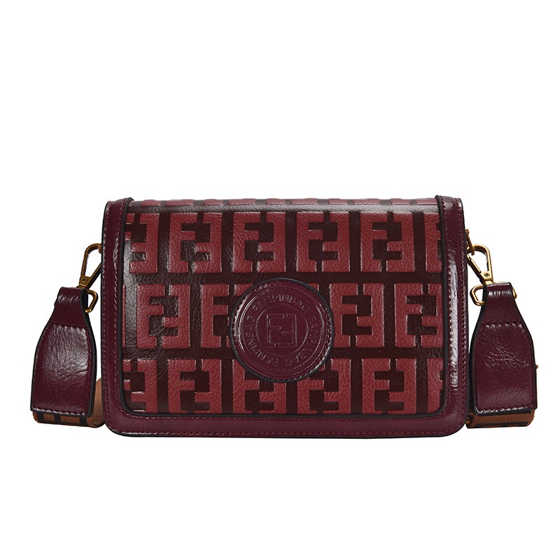 2024 Large Capacity Women's Handbag: Unique Letter Print, Lock hot Buckle, Solid Color