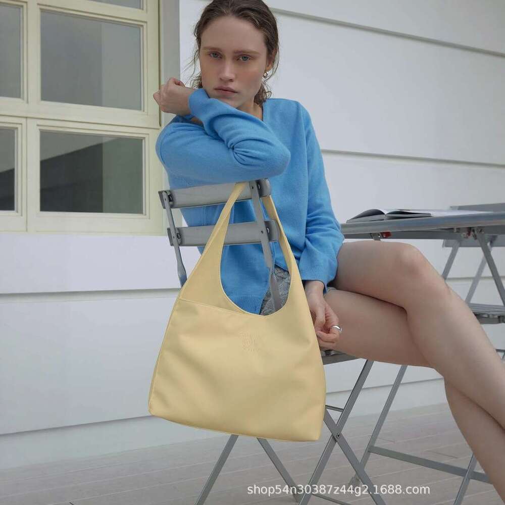 Korean Niche Brand 2025 Summer New Mucu and Ebony Large Capacity Shoulder Tote Underarm Bag