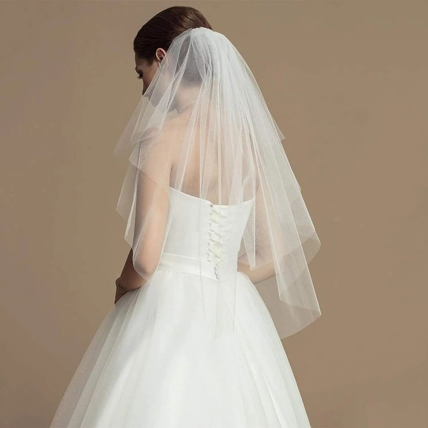 2 Tiers White Ivory Bride Wedding Veil Short Fingertip Bridal Tulle Veil with Comb and Cut Edge Velos De Novia Largos 250610