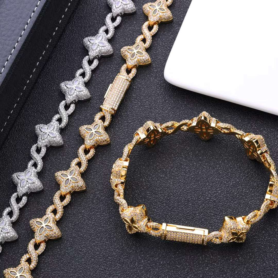 New Elegant Beautiful VVS Moissanite Diamond Icedout Four Leaf Clover Infinity Link Sterling Silver Gold Jewelry Bracelet
