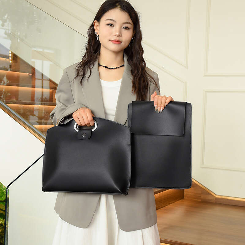 Minimalist High-End Women 2025 New Fashion Large Capacity Clutch For Work Commute Laptop Bag