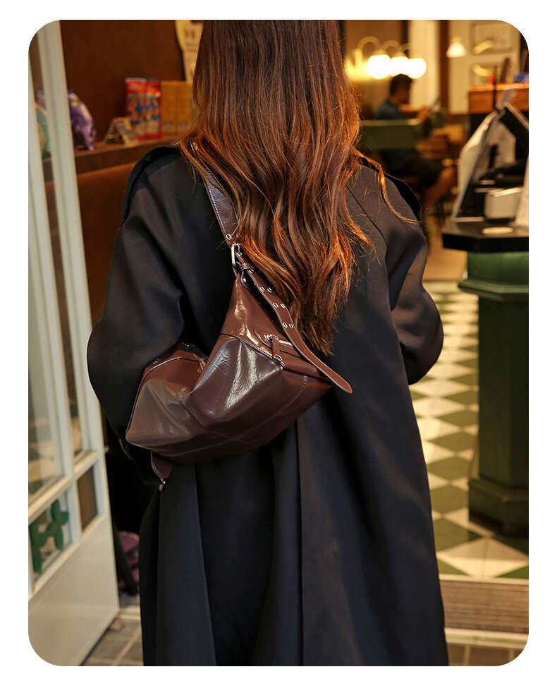 2025 New French Style Niche Crossbody High-end Sweet Cool Girl Fashion Single Shoulder Soft Leather Bag for Women