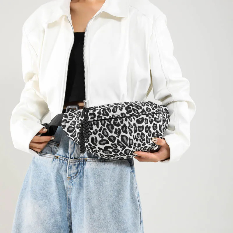 Leopard print Women Waist Pack Canvas Fanny Fashion Chest Bag Shoulder Crossbody Bags Highquality Belt Bag 250605