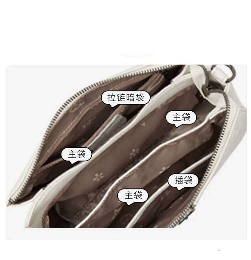 Genuine Leather Crossbody Wide Strap Women's 2025 New Fashionable Shoulder Bag Versatile 2025/06/10
