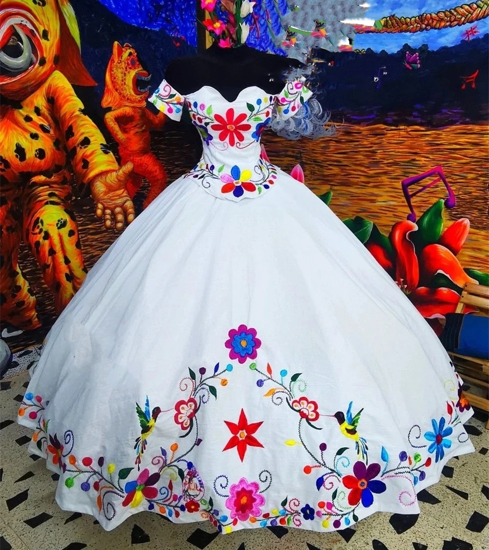 Colorful Floral Embroidery Quinceanera Dresses Mexican Charro Prom Boutique Dress For Teen Girls 15 Years Birthday Party Ball Gown Off Shoulder Sweeth