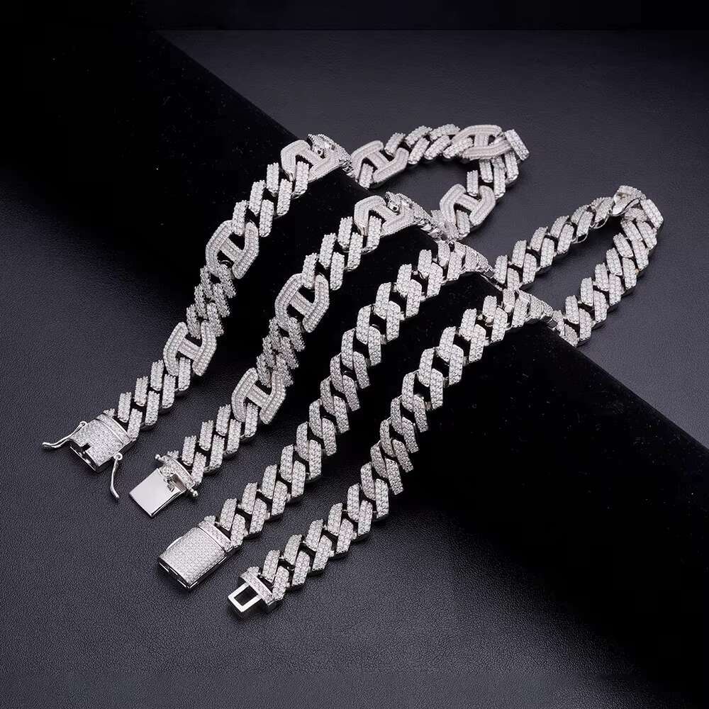OACOCA New Design VVS D Moissanite Men Necklace Fully Iced Out Diamonds 10k Gold Cuban Link Chain HOT