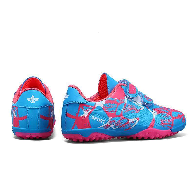 Cheap Easy Wear Children No Laces Waterproof Futsal Kids Non slip Training Soccer Shoes for Little Child