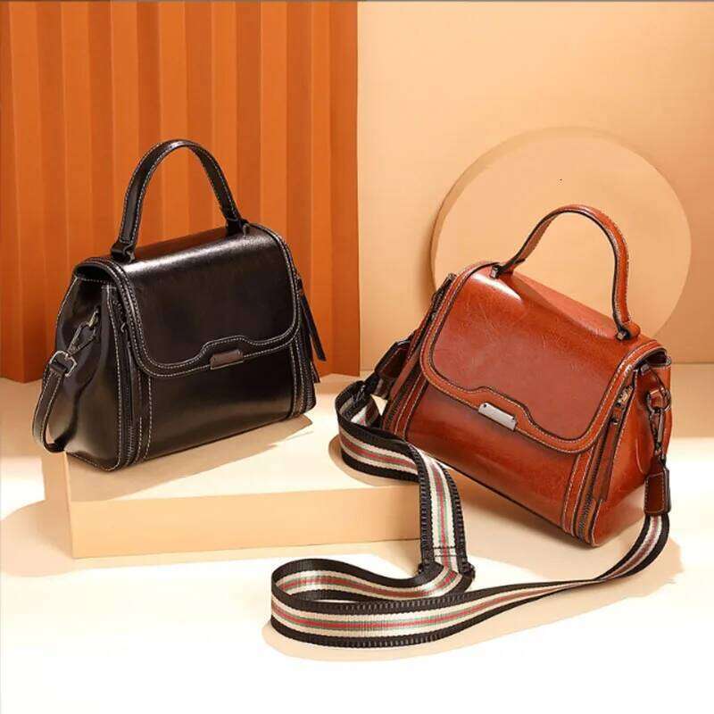 2025 New Leather For Women, High-Quality And Versatile Retro Style Small Square Bag, Single Shoulder Crossbody Bag 2025/06/10