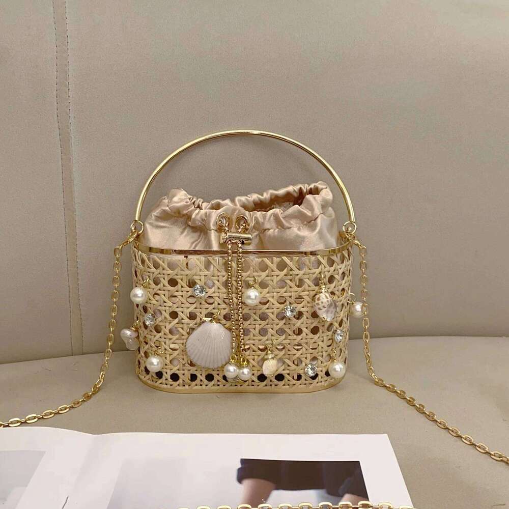 Summer Flower Beach Women Bohemia Hand Woven Beaded Straw Dia Handbag Elegant Shoulder Bag High Quality Evening Bags