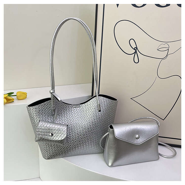 Fashion Simple Commuter Large Capacity 2025 Spring New Casual Stylish Solid Color College Student Shoulder Tote Bag