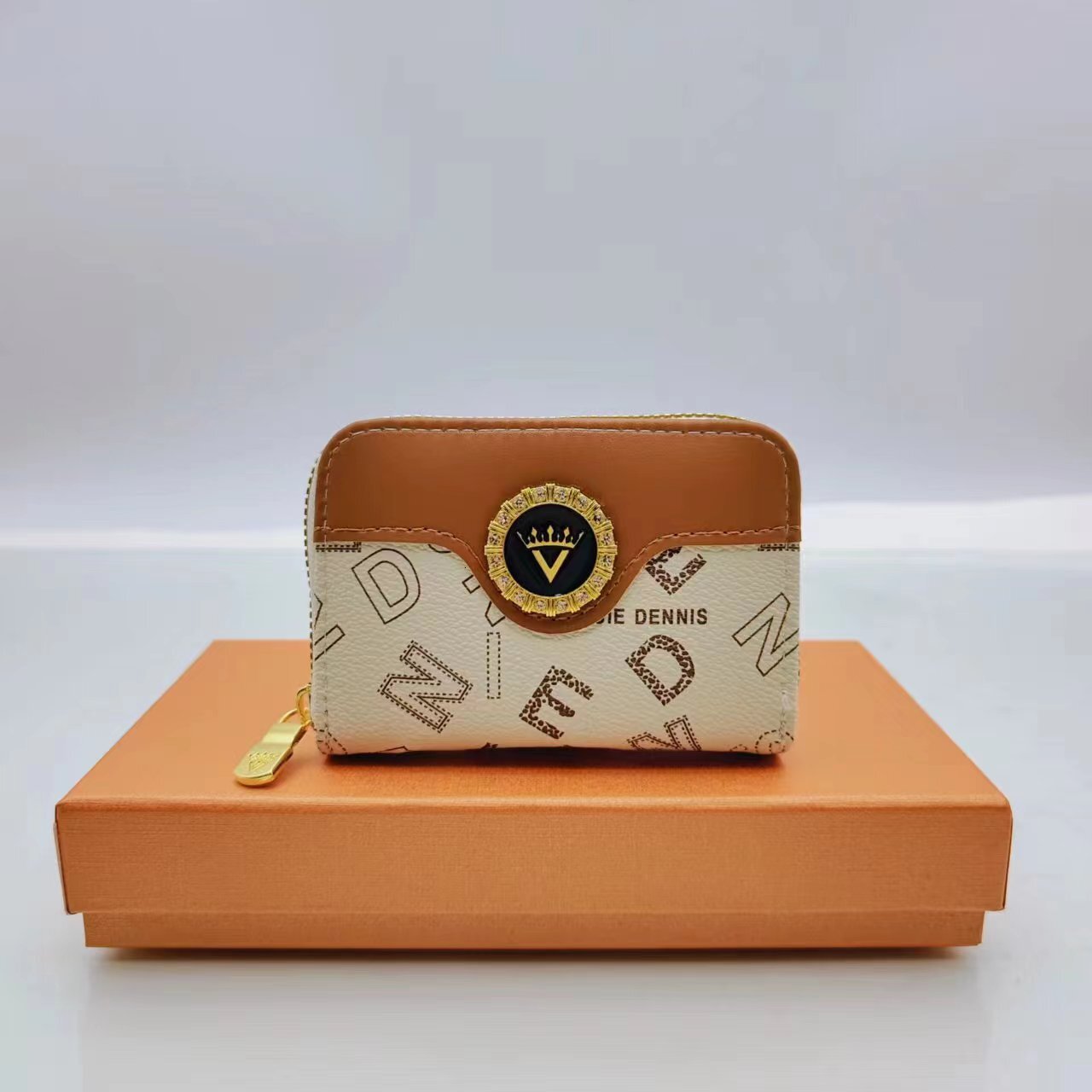 Free Shipping 2025 New Designer Bag Exquisite High-end Multi Card Slot Card Bag Short Compact Coin Bag Trendy High-quality Women's Wallet