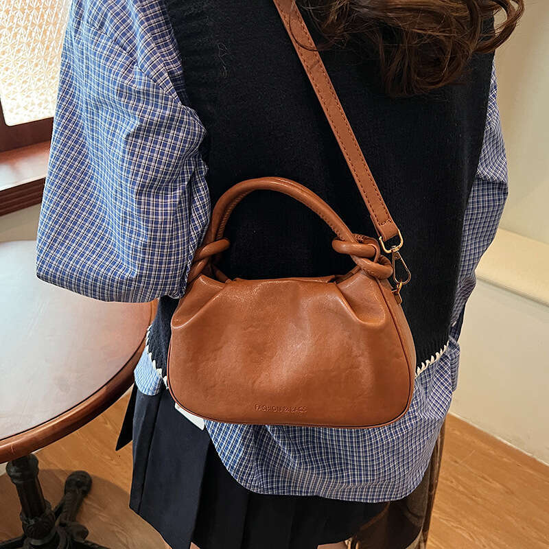 High-End Niche Single Shoulder For Women 2025 New Style Ladies Pleated Handbag Dumpling Chain Crossbody Bag