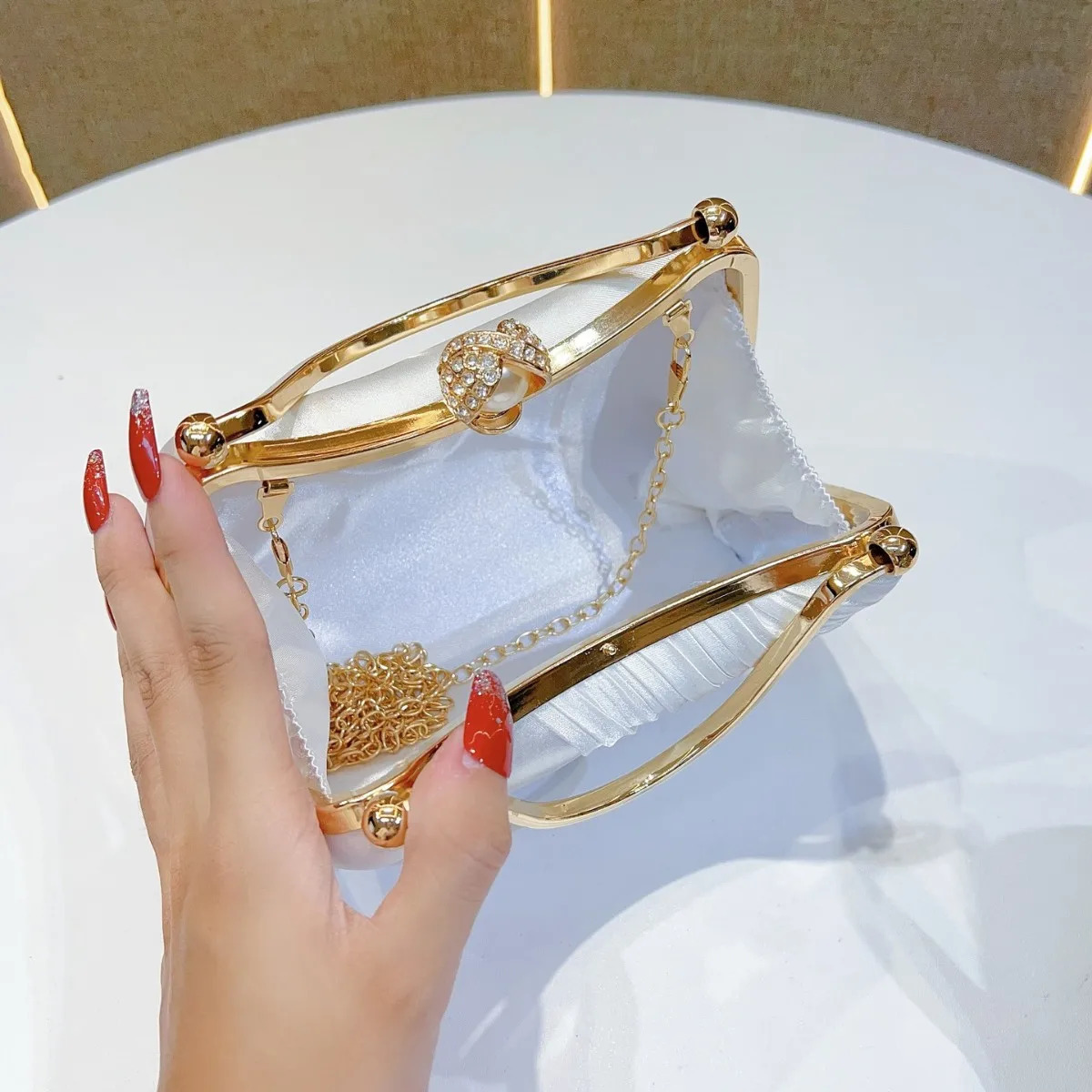 Glamorous Rhinestone Pearl Clutch for Women Elegant Evening Party Bag Wedding Bride Handbag with Chinese Cheongsam Style 250605